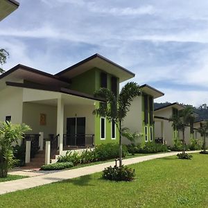 One-Bedroom Bungalow